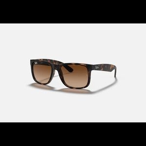 Ray-Bans polarized